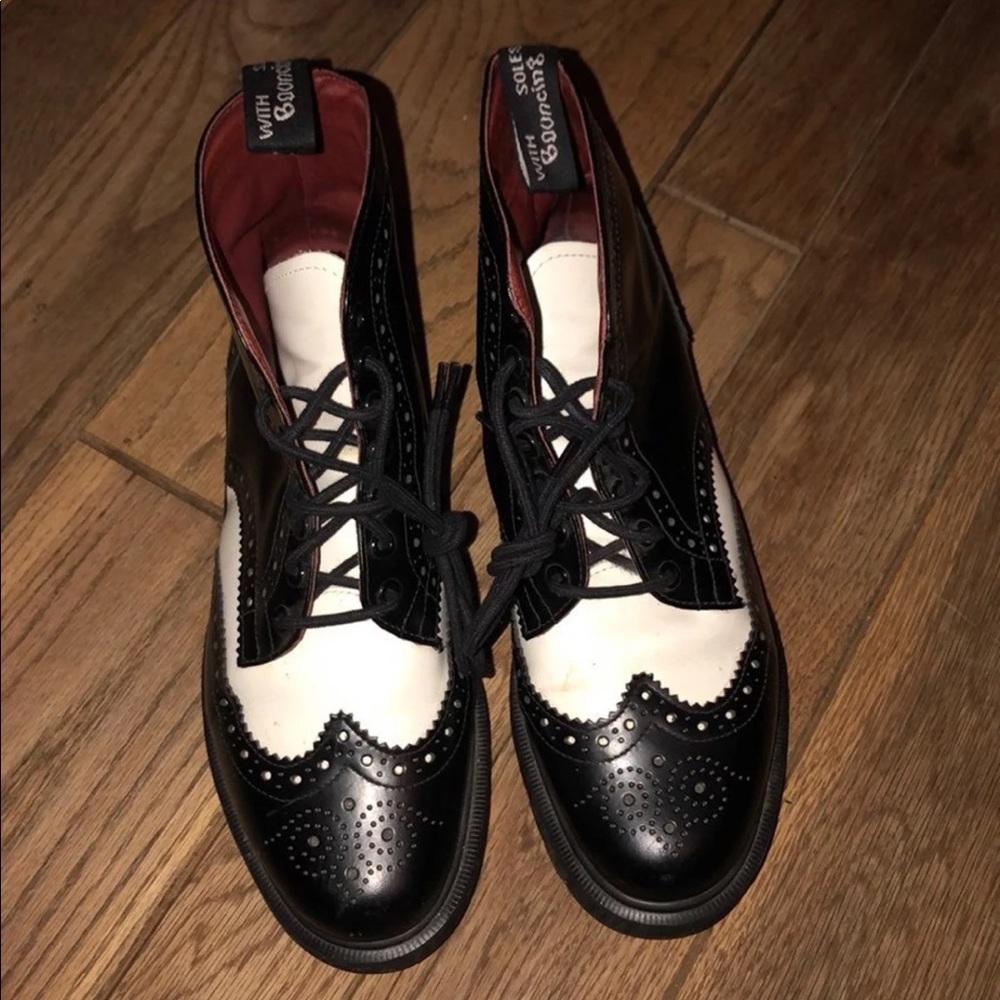Rare Wing Tip Dr. Martens